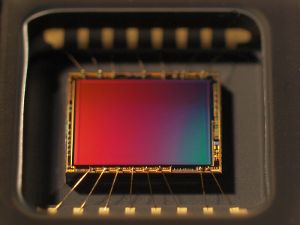  snímací CCD čip (Canon PowerShot A200)